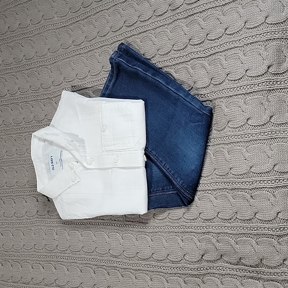 Old Navy White Button-Down Shirt & Pant Set